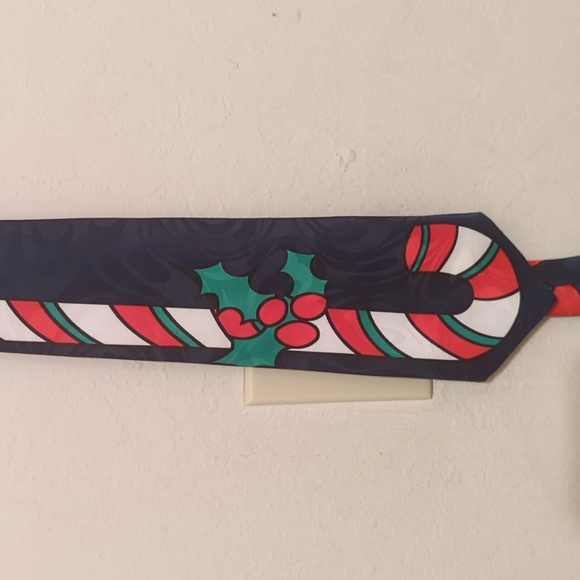 Creative apparel blue candy cane tie - Picture 2 of 5